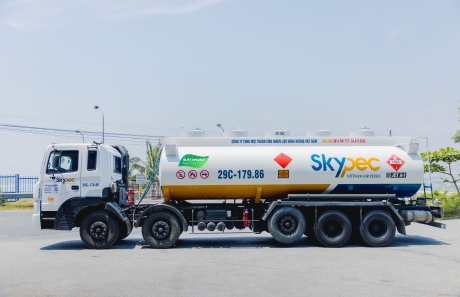 SKYPEC SẴN SÀNG TRA NẠP NHIÊN LIỆU HÀNG KHÔNG BỀN VỮNG SAF – CAM KẾT THAM GIA VÀO QUÁ TRÌNH CHUYỂN ĐỔI NĂNG LƯỢNG XANH, SẠCH TẠI THỊ TRƯỜNG VIỆT NAM